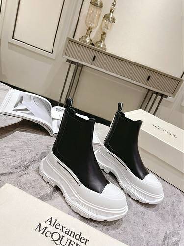 Picture of Alexander McQueen Shoes Men _SKUfw146923847fw